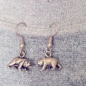 STERLING SILVER Black BEAR EARRINGS Small Cabin outdoors Rocky Mountains